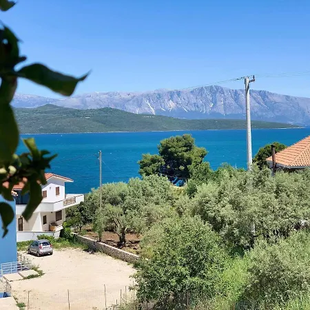 Tatil Evi Theosis Nikiana