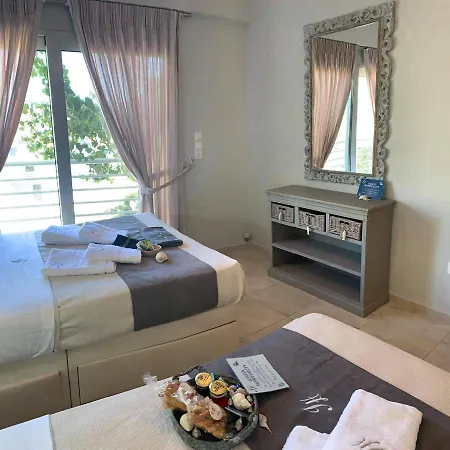 Holiday home Theosis